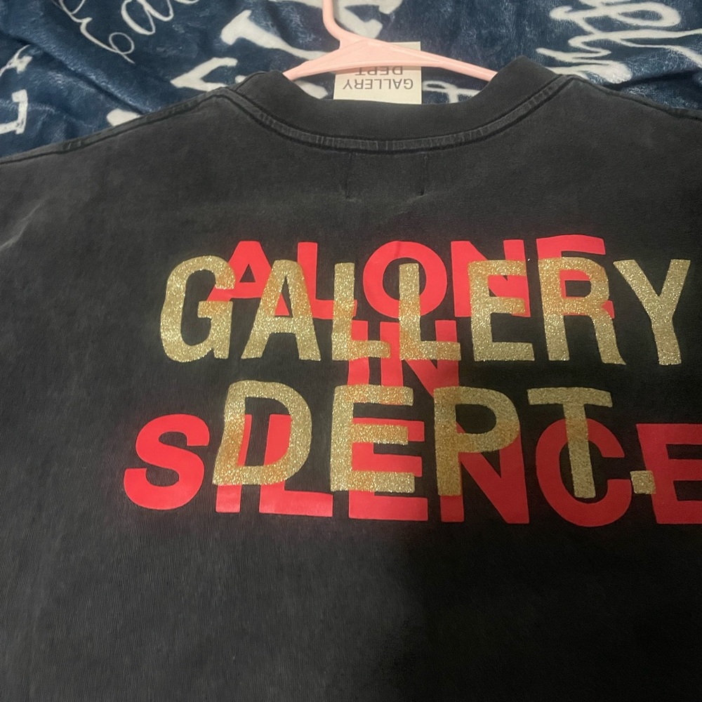 Gallery dept t shirt